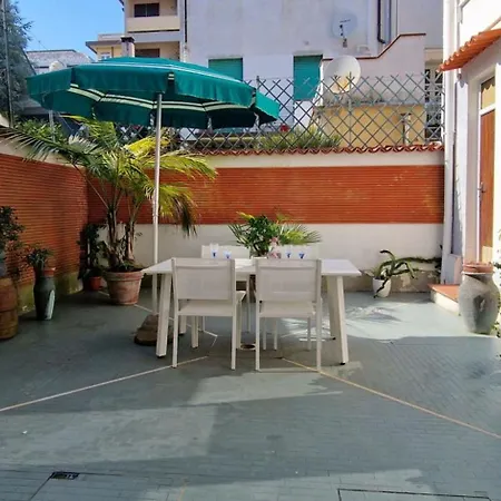 Giotto Al Mare By Belcantovillas *