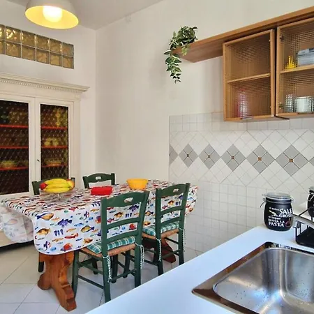 شقة Giotto Al Mare By Belcantovillas فياريجيو