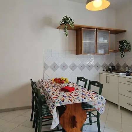 Giotto Al Mare By Belcantovillas Βιαρέτζιο