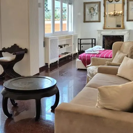 Giotto Al Mare By Belcantovillas Βιαρέτζιο