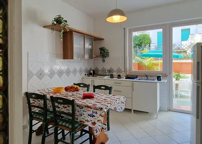 Giotto Al Mare By Belcantovillas 아파트 *